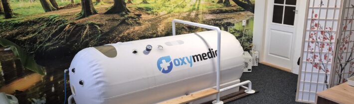 Hyperbarická oxygenoterapia (HBOT) v liečbe chronických rán a poškodených tkanív: čo ukazujú klinické zdroje